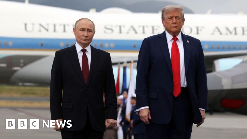 How the Trump-Putin summit unfolded... in under 2 minutes