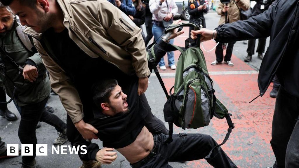 Hundreds arrested in crackdown on May Day protests in Istanbul