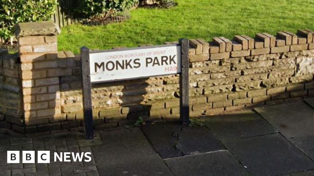 Man and woman arrested after fatal stabbing