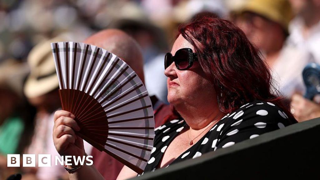 Heatwave continues across UK ahead of Monday temperature dip