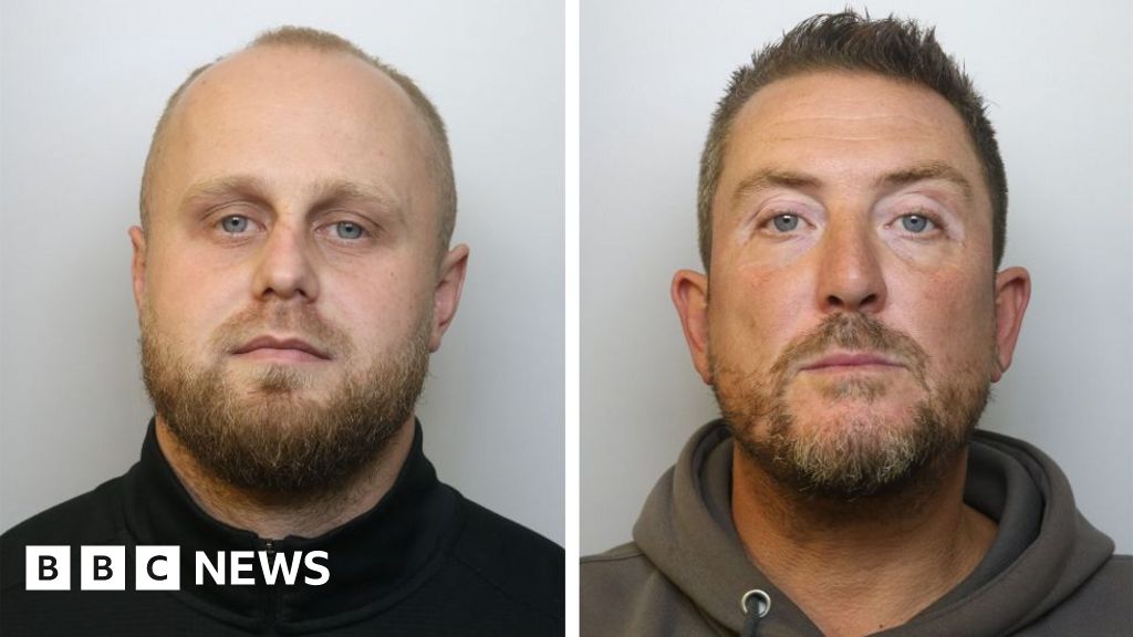 Two more jailed for violent Bristol city centre protest - BBC News