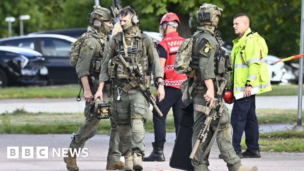 One Killed and Three Injured in Sword Attack at Swedish School - News Directory 3