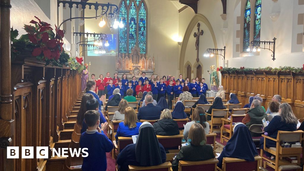 Sunderland School Raac Crisis Creates Bond With Sisters Of Mercy - Bbc News