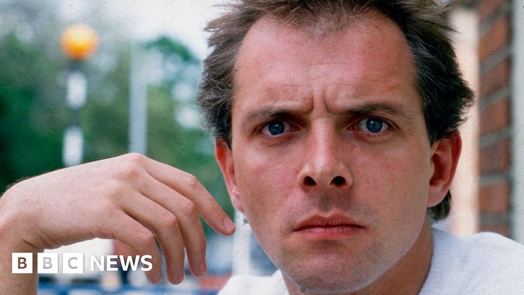 Rik Mayall festival pays tribute to 'unique' talent