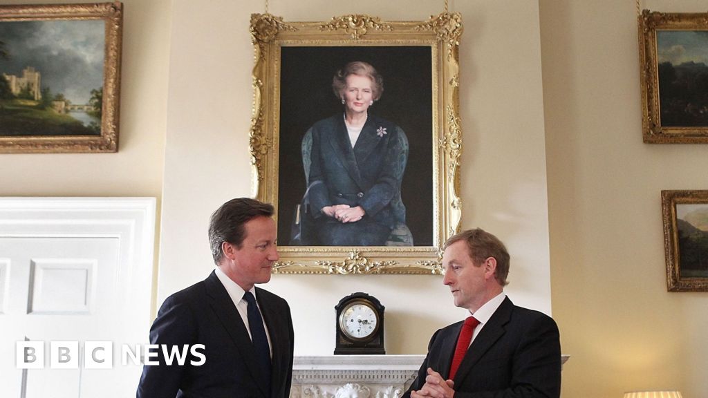 PM explains decision to move Thatcher portrait