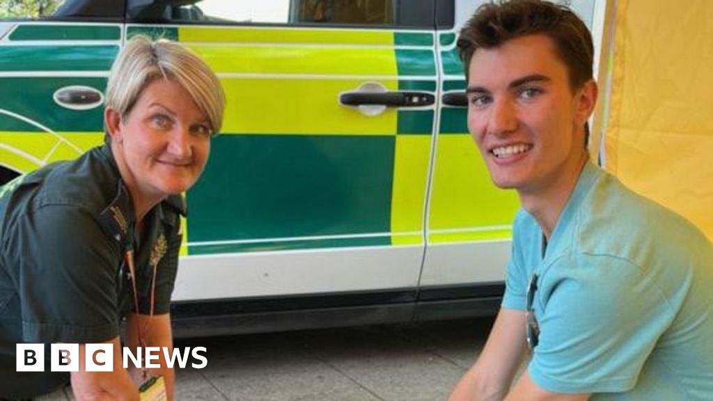 Man saves woman using CPR taught by paramedic mum