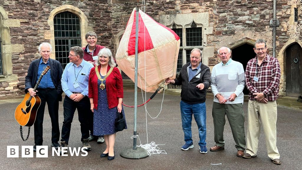 Edward Jenner’s balloon replicated 240 years after flight