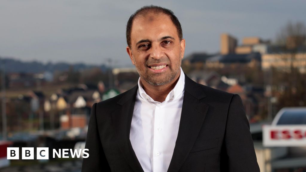 Blackburn Issa brothers to split as Asda share sale announced