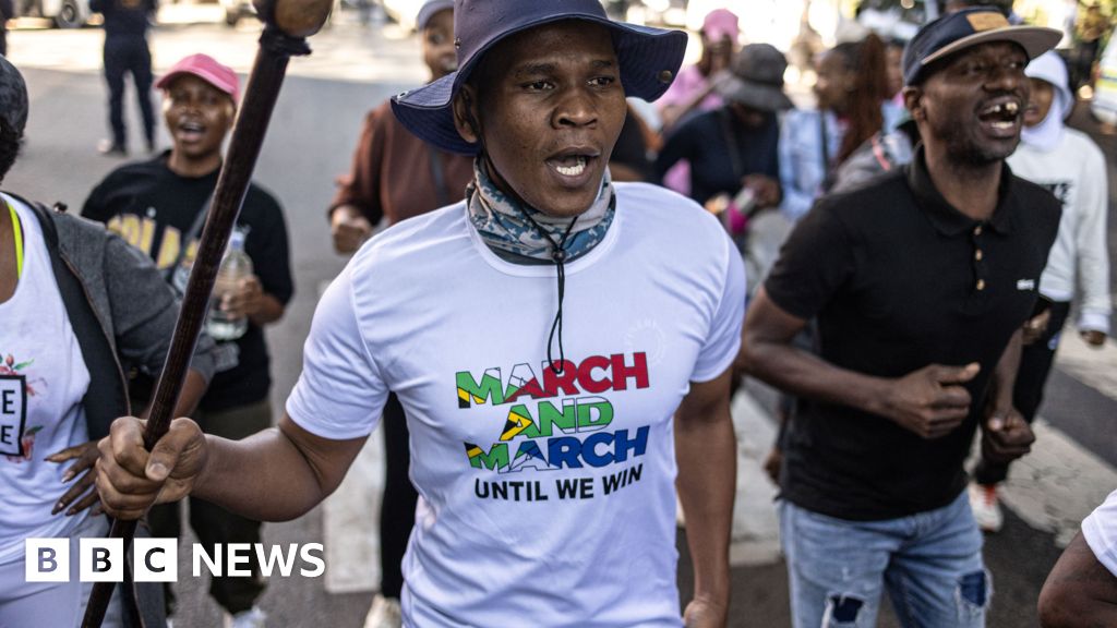 Nigeria plans to repatriate nationals willing to leave South Africa over attacks