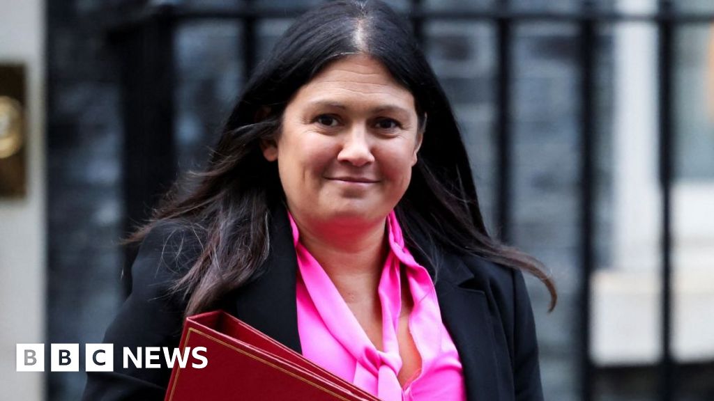 'Real concern' about political appointees on BBC board, Nandy says