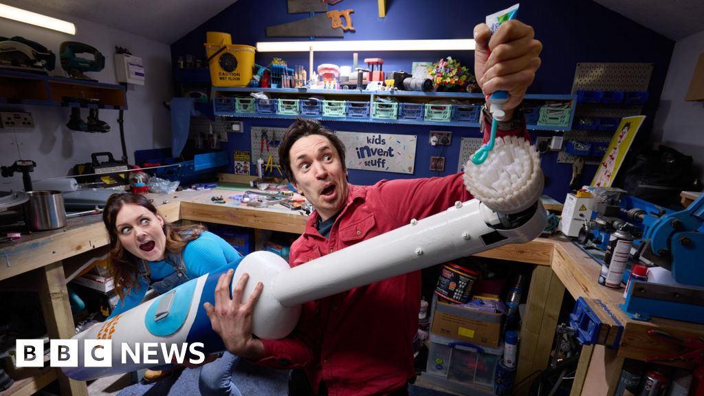 Sheffield pair creates world largest electric toothbrush