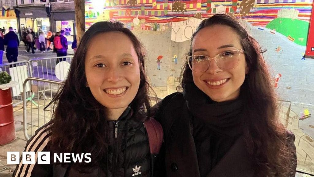 bbc.co.uk - Rachel Russell - Visitors share experiences of Christmas markets in Yorkshire - BBC News