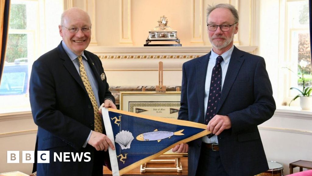 First admiral of Manx herring fleet appointed for 30 years - BBC News