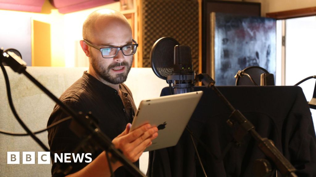 bbc.co.uk - Richard Baker - How did Manxman win at 'The Oscars for voiceovers'? - BBC News