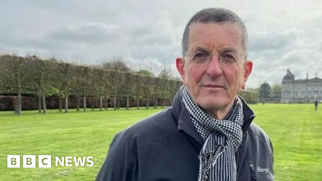 bbc.co.uk - Paul Moseley - Sculptor Antony Gormley calls Norfolk solar farm 'cruel
