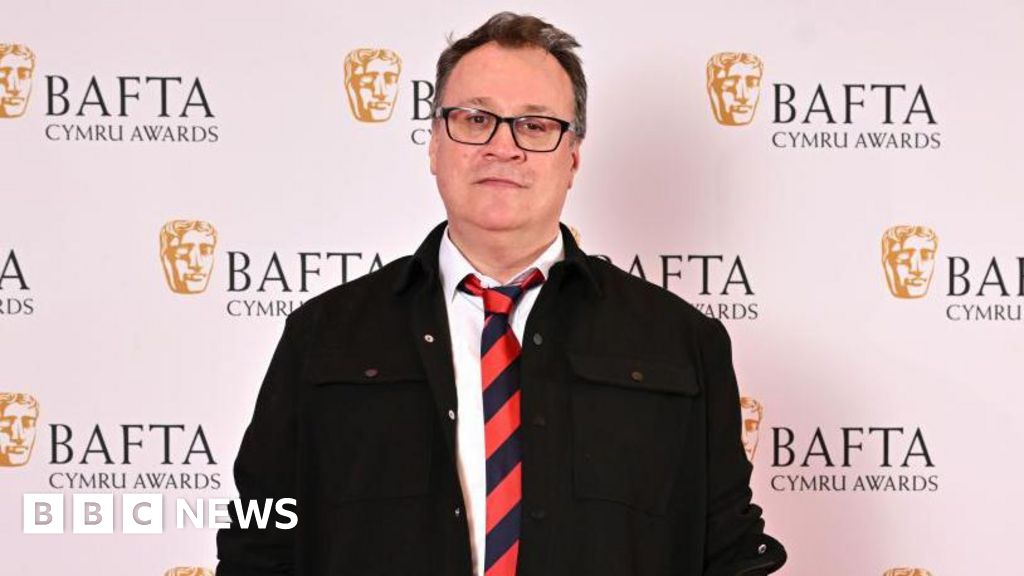 Bafta Cymru honours for Russell T Davies and Bethan Rhys Roberts