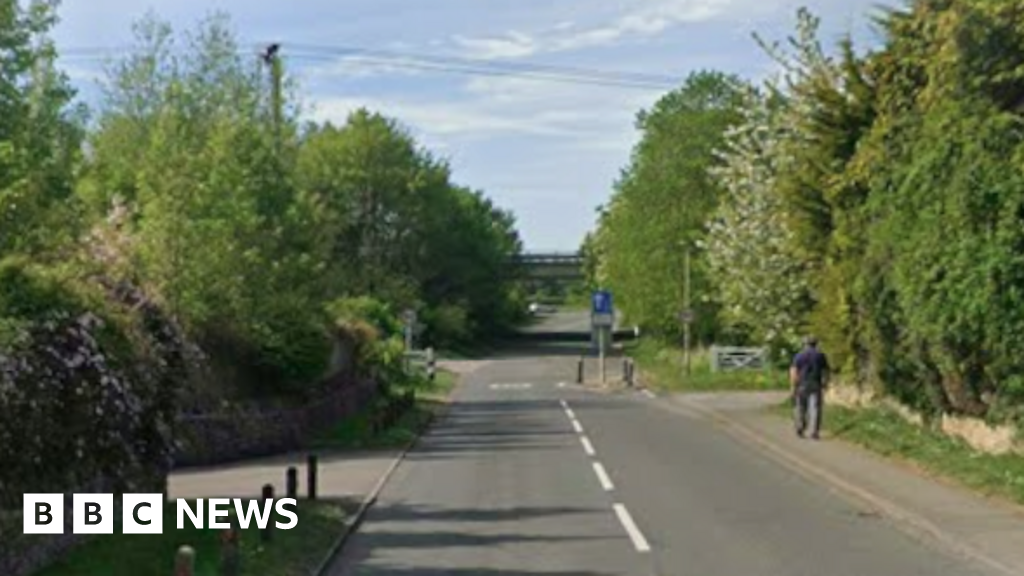Motorcyclist Dies in Three-Bike Car Crash Oxfordshire