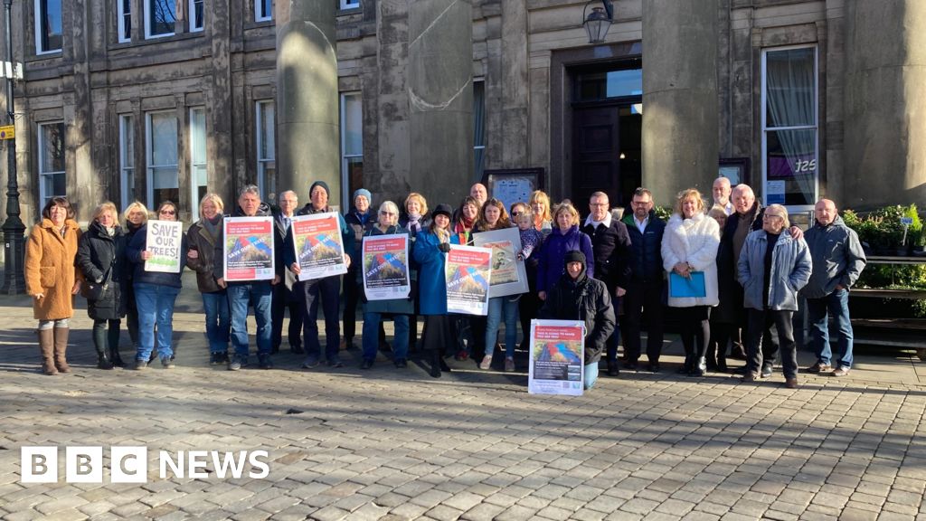 Cheshire East meeting descends into row over hair straighteners