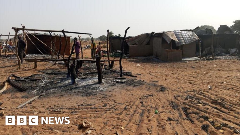 Въоръжени мъже нахлуха жестоко в село в нигерийския щат Нигер