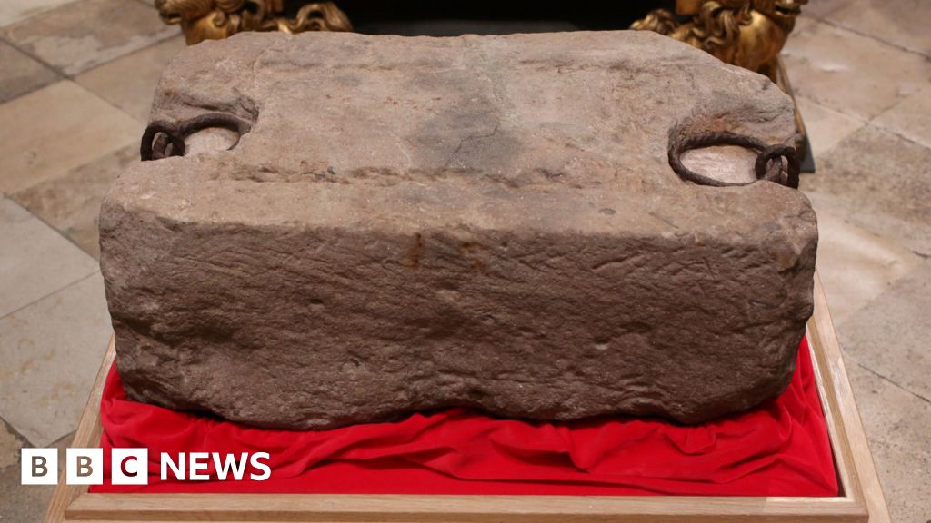 Stone of Destiny fragment ‘genuine beyond reasonable doubt’ – BBC News