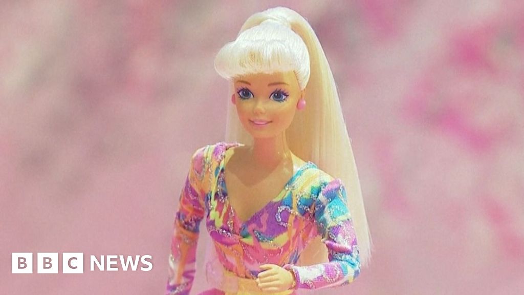 Barbie exhibition lands at London's Design Museum - BBC News