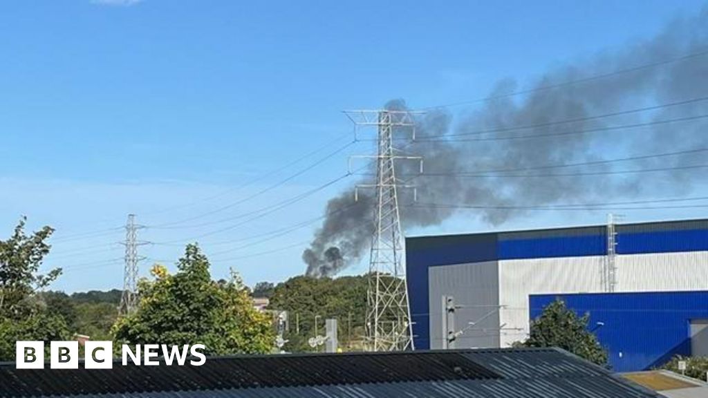 Large Fires Impact Hatfield, Southampton, Bridgeport, Danville