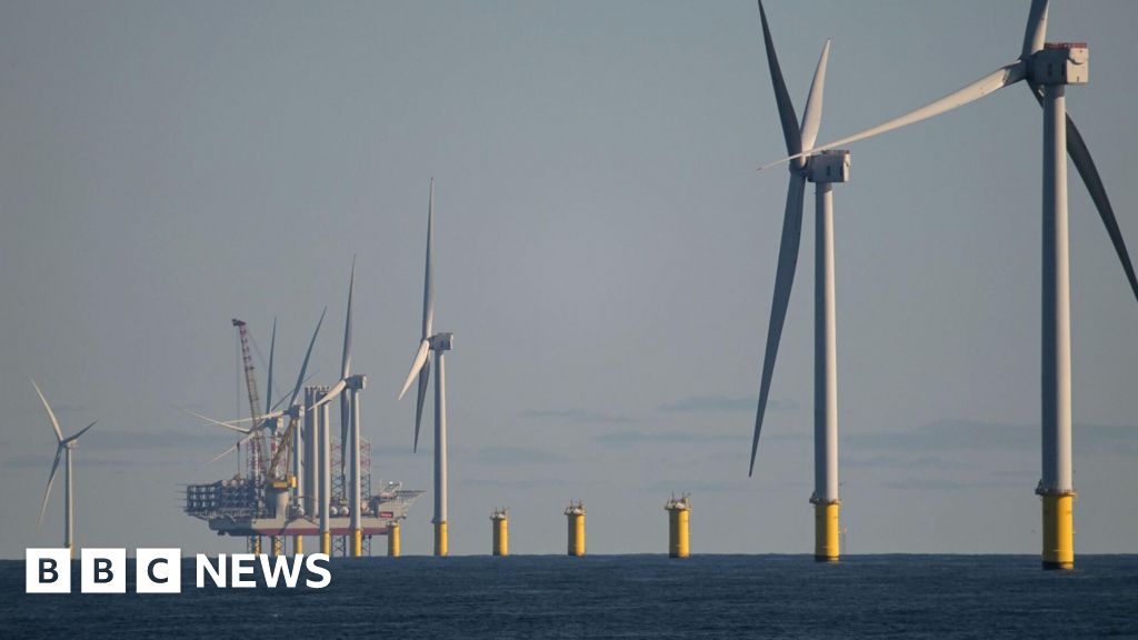 Wind farm may boost economy by £6.1bn, report says