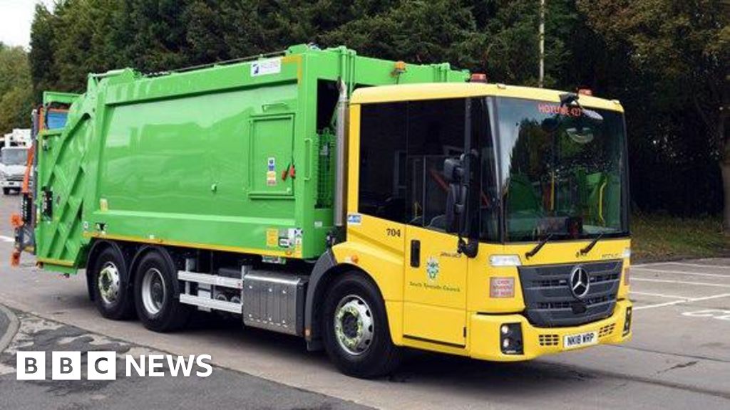 South Tyneside residents told to put out grey bins until emptied after