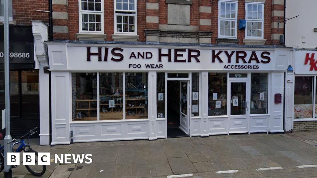 St Ives Former Shoe Shop Converts to Bar Despite Local Concerns