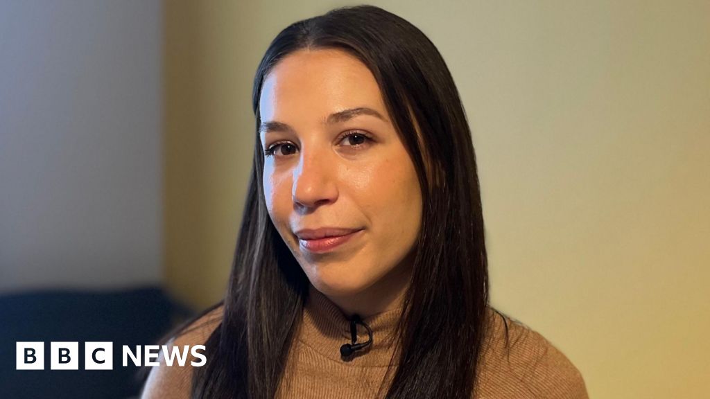 Harper House The rehab service that keeps families together BBC News