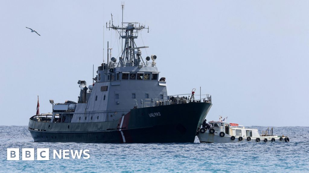 لقي 22 مهاجراً حتفهم بعد ستة أيام في البحر قبالة الساحل اليوناني