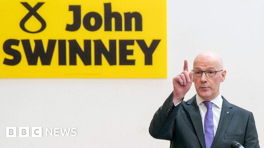 Джон Суинни становится лидером Шотландской национальной партии после выхода его соперника