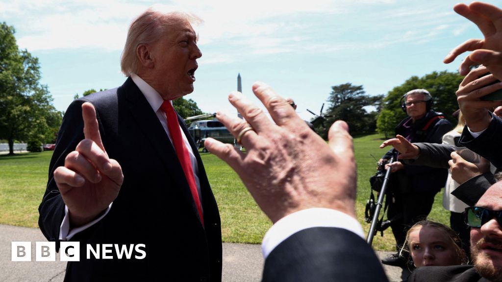 What triggers Trump to shut down reporters?