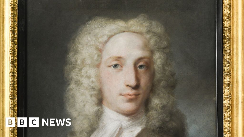 Rosalba Carriera portrait breaks record as it fetches £508,000