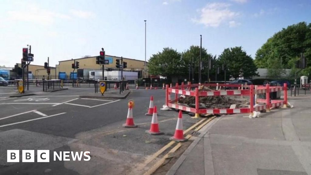 Walsall Canal Reopens After Nearly Yearlong Toxic Zinc Cyanide Spill