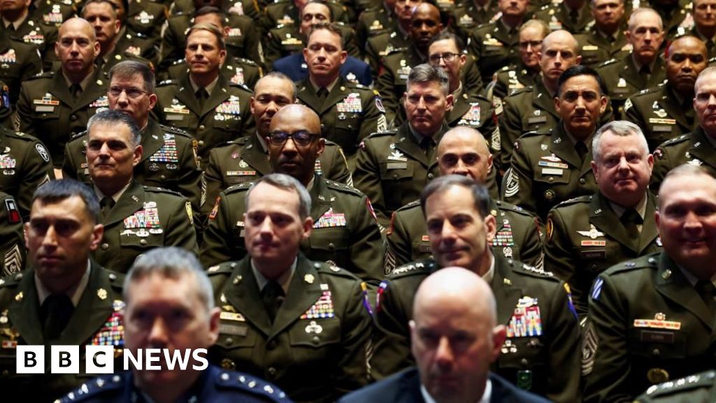Trump says US cities should be military training grounds thumbnail