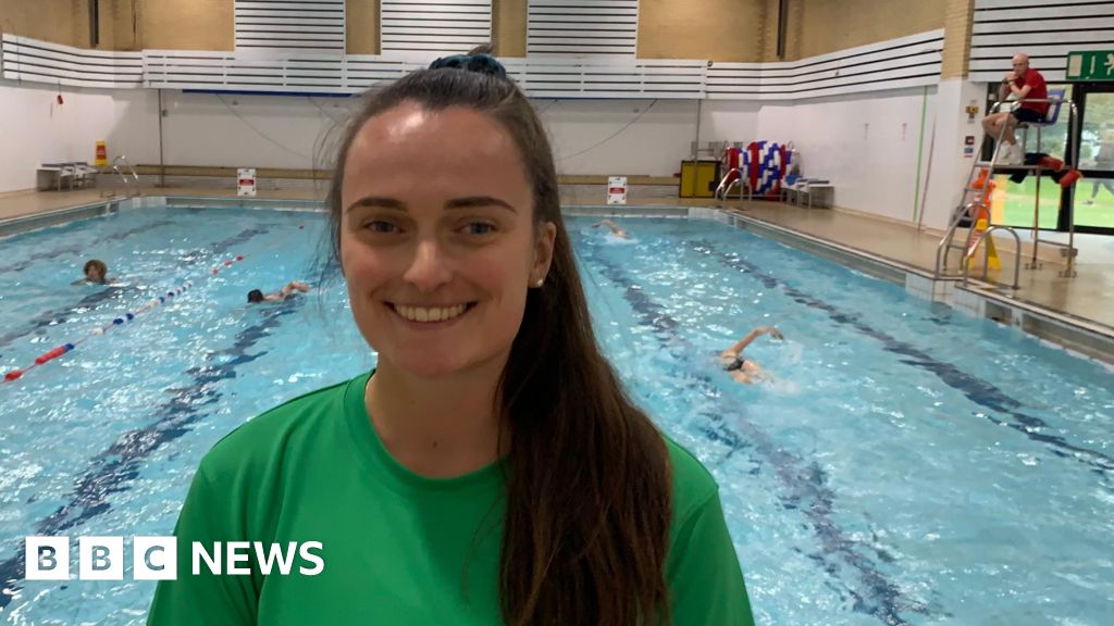 Kendal fitness coach ‘prescribes’ swimming for health issues