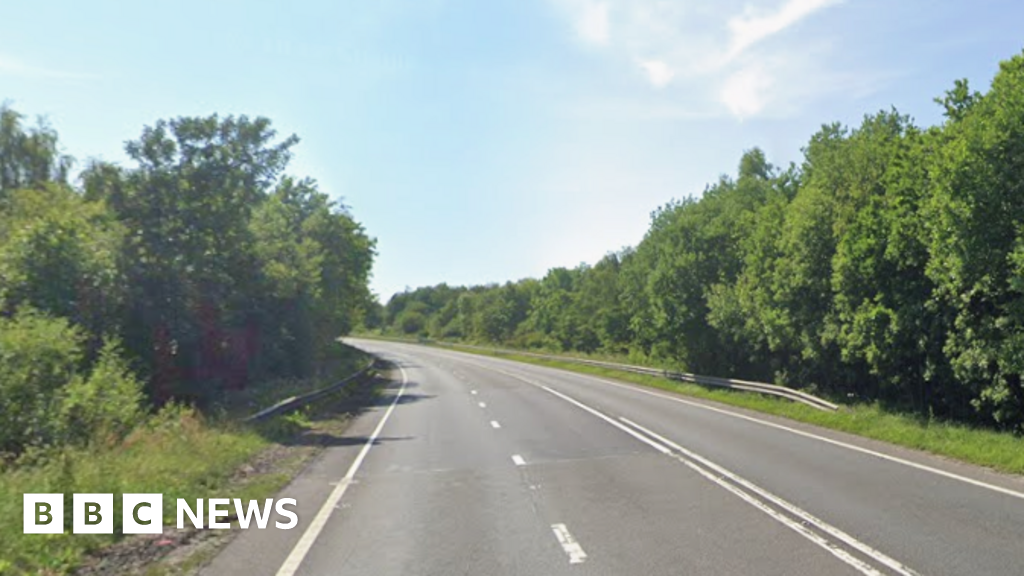Man dies at scene after one-vehicle crash on A75
