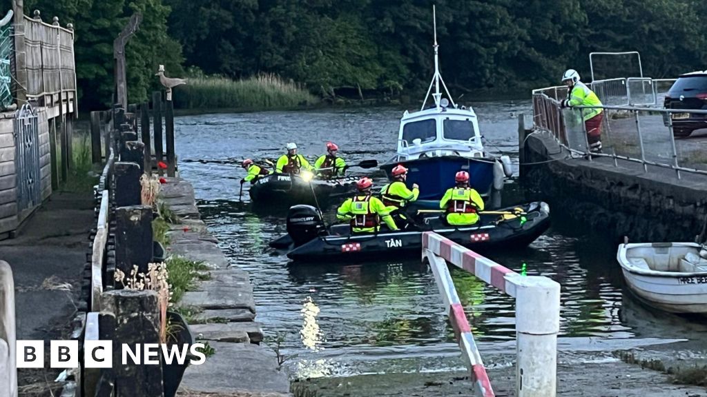 Body found in search for missing canoeist