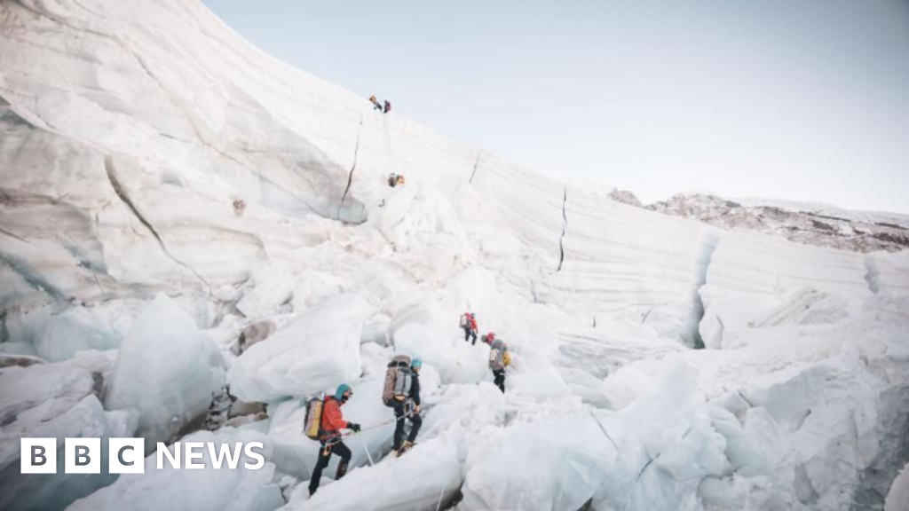 Mount Everest: Nepali sherpa breaks own record with 31st summit