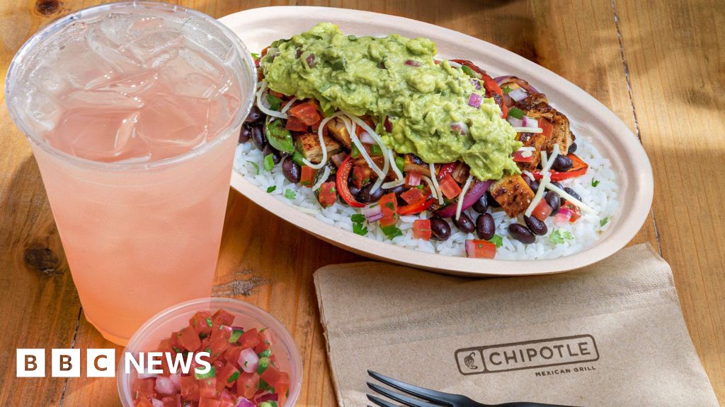 https://ichef.bbci.co.uk/news/1024/branded_news/f9ab/live/6119a2a0-7f2a-11f1-a2d1-357b5800ed69.jpg