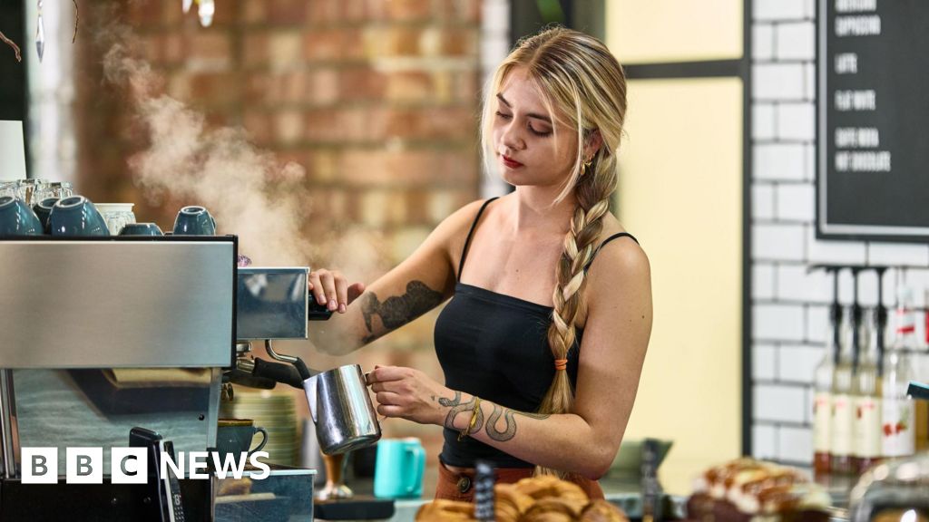 bbc.co.uk - UK economy grew 0.1% in August - BBC News