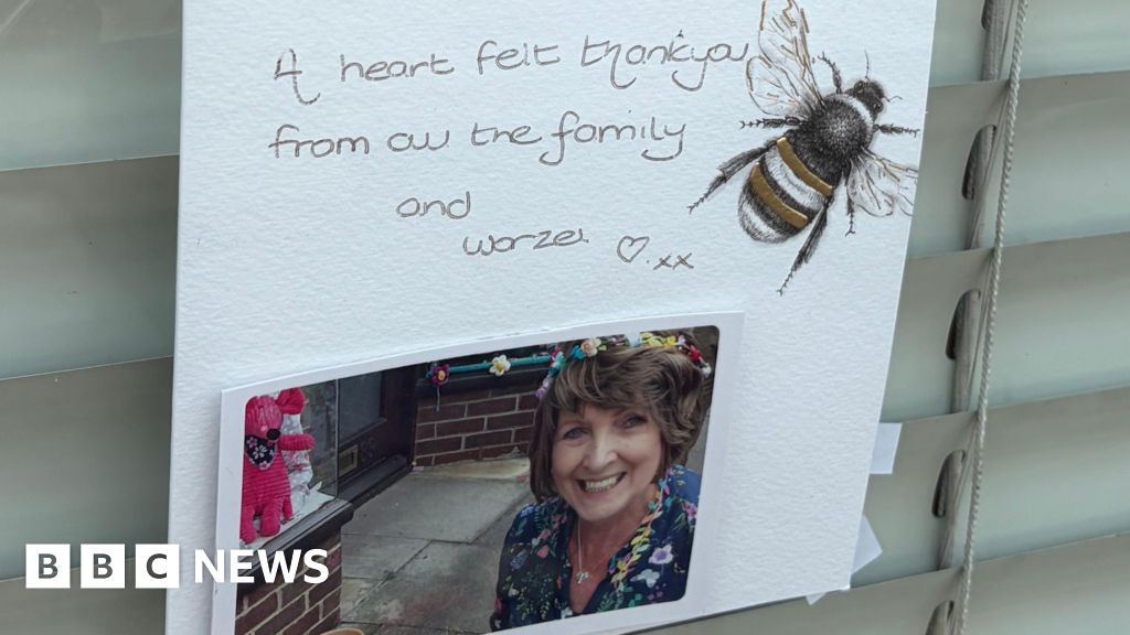 Tributes to Cricklade pet shop owner amid car crash murder probe