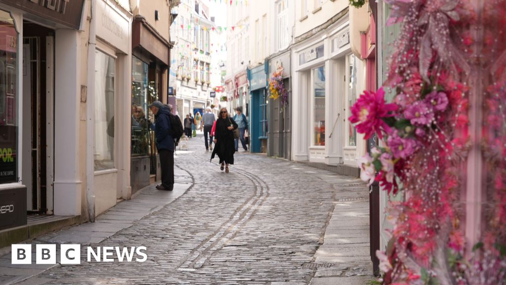 Survey to measure confidence in Guernsey's economy launched