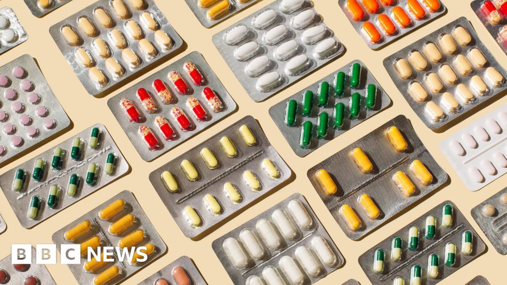 Slough nurse struck off after taking drugs from hospital's A&E