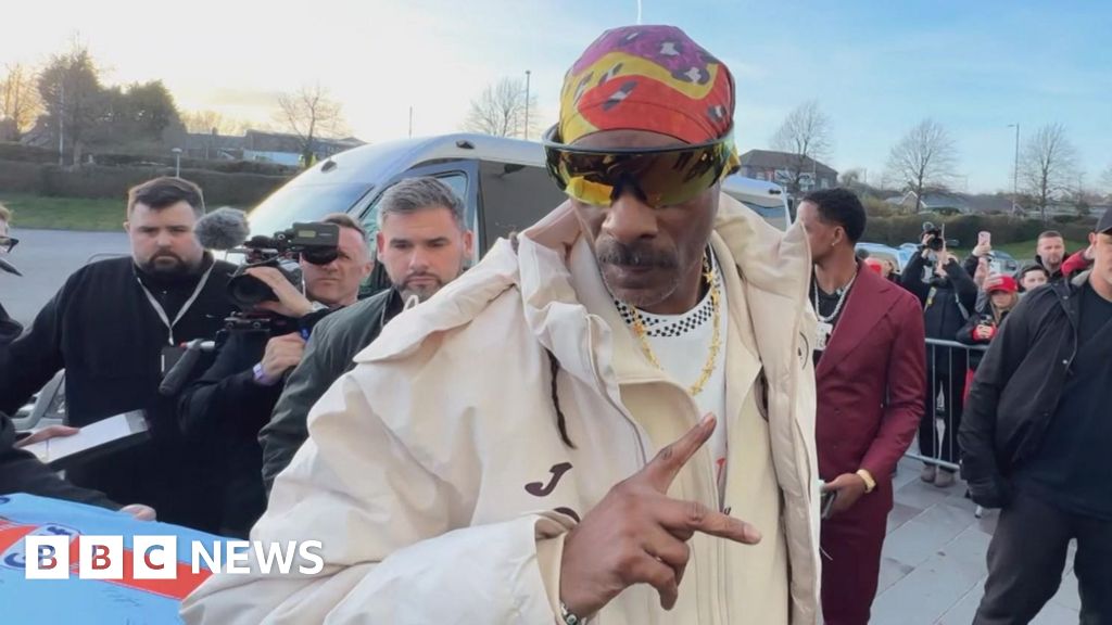'Snoop Dogg performed private gig in our canteen'