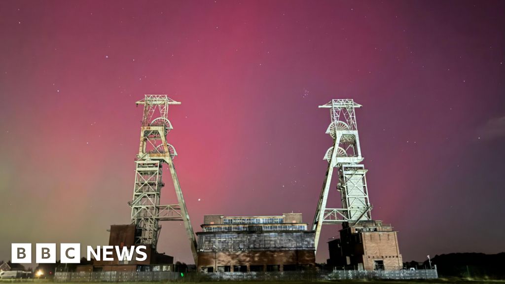 Northern Lights Illuminate Skies Across UK