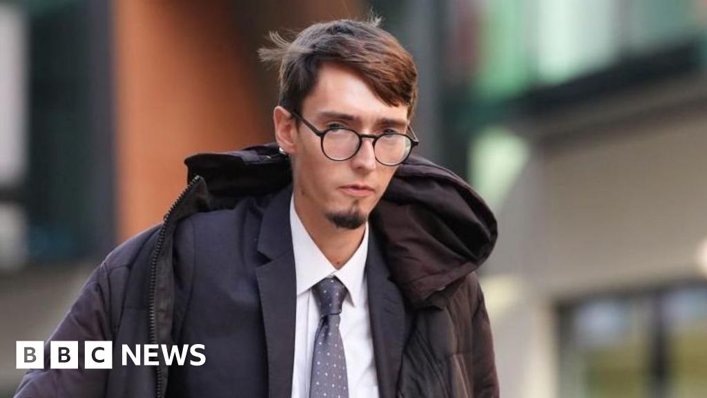 'Nerdy' Caddington man made explosive devices in shed - court