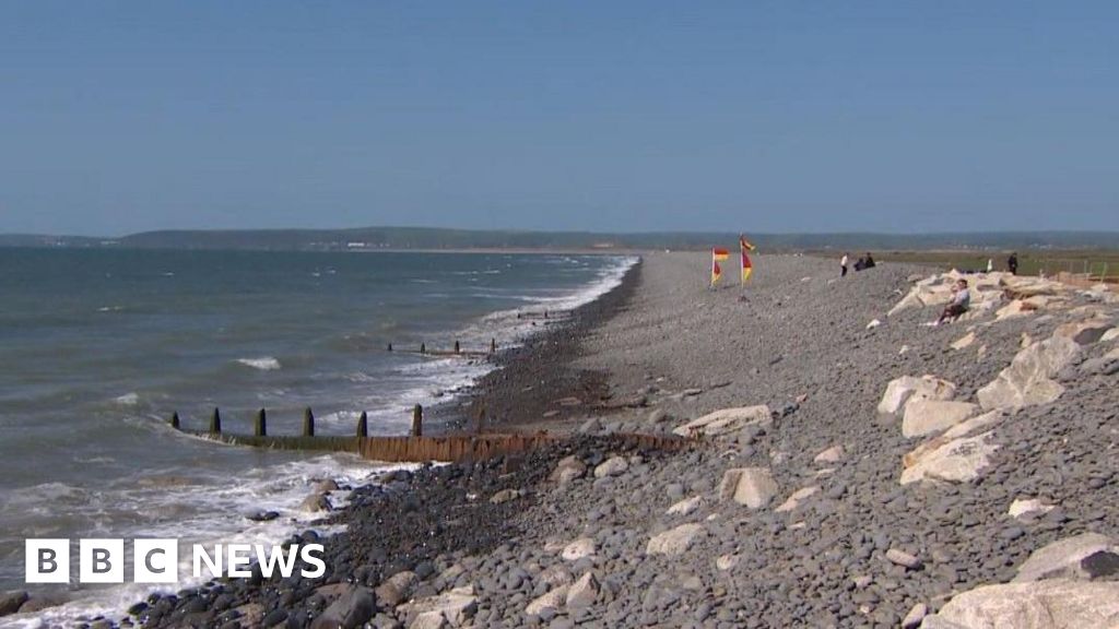 Police Investigate Partial Human Bones Discovery Near Wisbech Norfolk