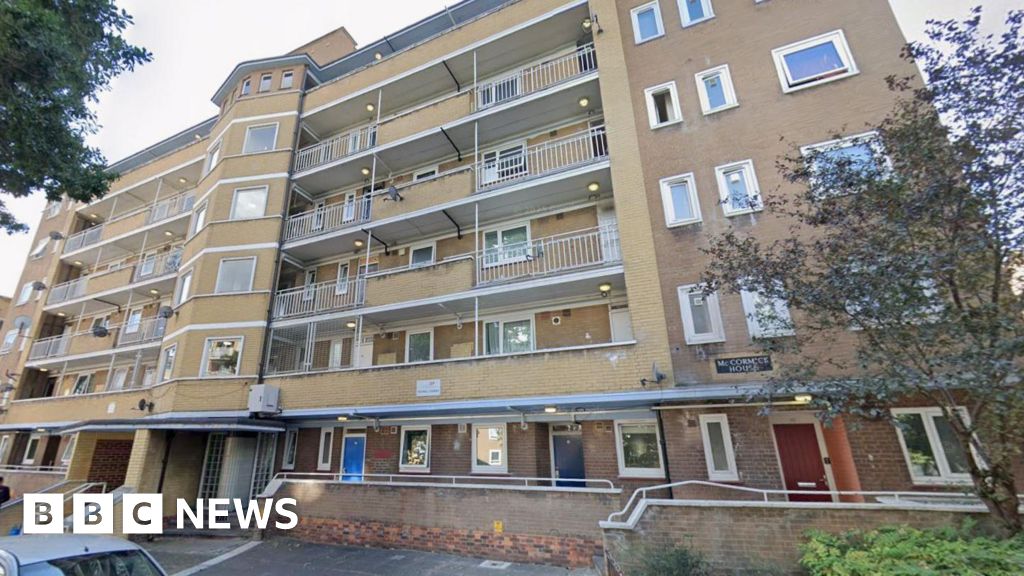 Two London Stabbings Leave Two Dead; Two Charged